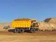 Camión volquete todoterreno diésel de 90 toneladas