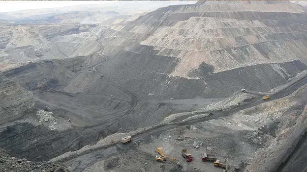 Mina de carbón a cielo abierto Baiyinhua (mina a cielo abierto Nº 3) en Mongolia Interior